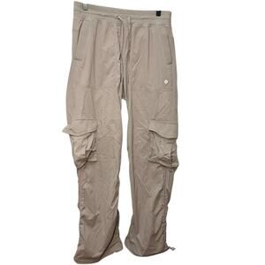 Lululemon Dance Studio Relaxed Fit Mid Rise Cargo Pant Size Small